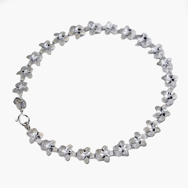 Jardín Matte Sterling Silver Flower Bracelet